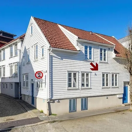 Bo Midt I Hjertet Av - Alt Naert! Apartment *